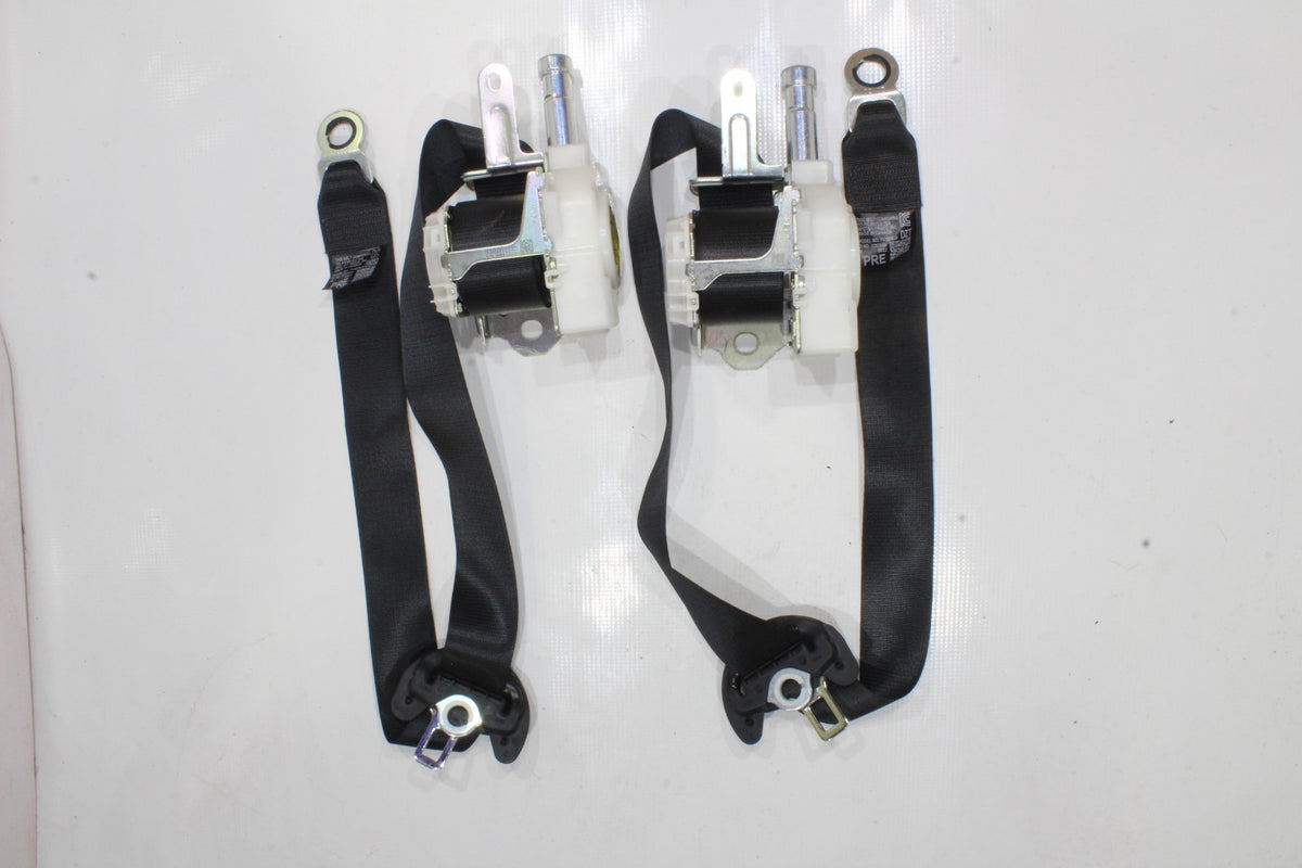 2018-2024 Toyota Camry Front Driver Seat Belt, Black, Genuine OEM, photo 2