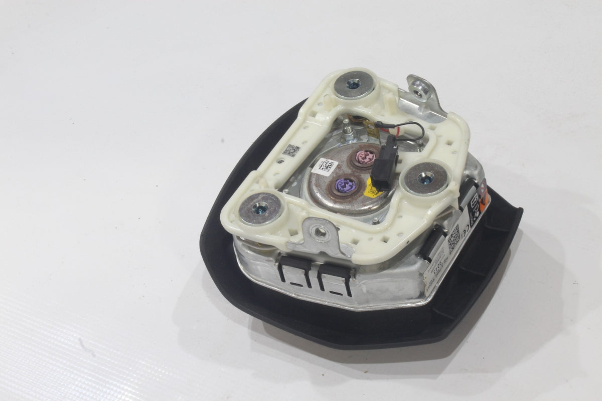 2019-2020 Chevrolet Silverado 1500 Driver Wheel Airbag, Genuine OEM, photo 2