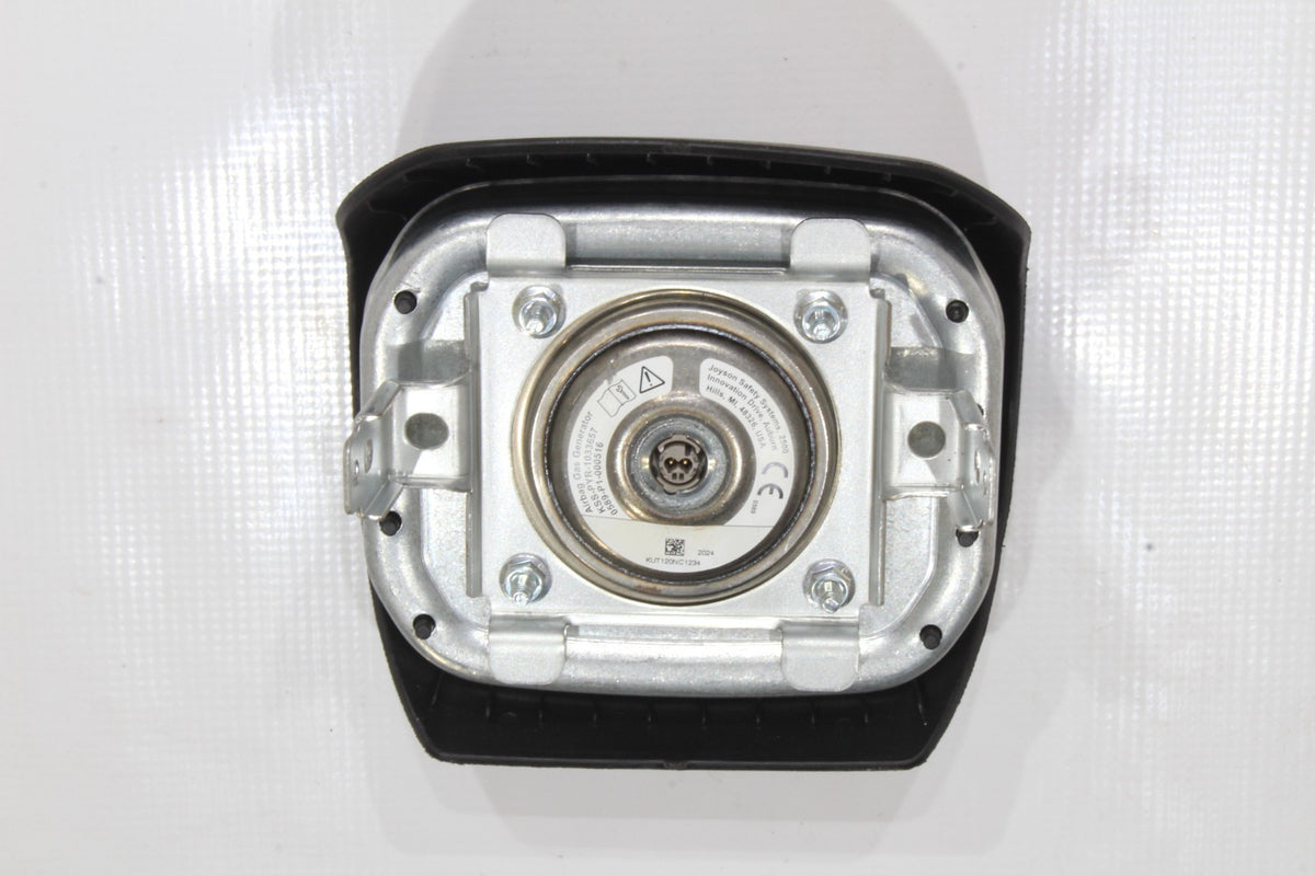 2023 Chevrolet Colorado Driver Wheel Airbag, Black Emblem, Genuine OEM, photo 2